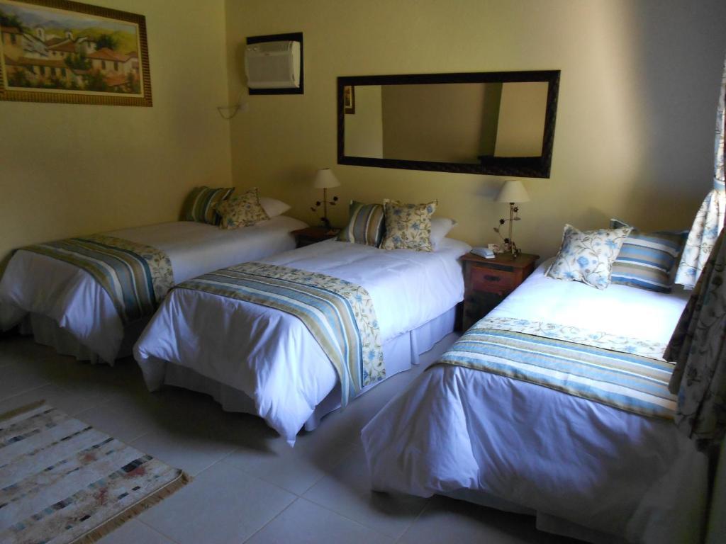 Country Ville Hotel Teresopolis Bilik gambar